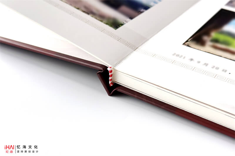 蝴蝶对裱精装纪氏族谱-忆海文化