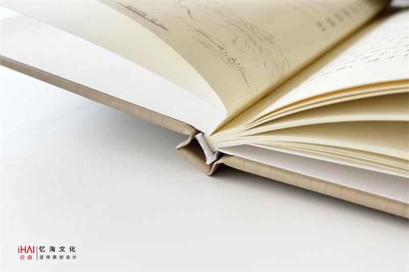 锁线精装张氏家谱--忆海文化